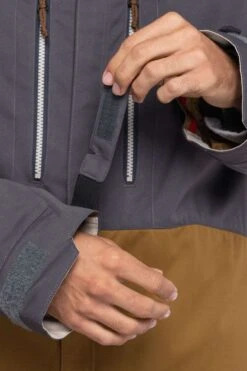 686 Smarty 3-in-1 State Jacket 2022-2023 -Volcom Store 686 smarty 3 in 1 state jacket 2022 2023 ski pro 823399001