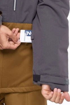 686 Smarty 3-in-1 State Jacket 2022-2023 -Volcom Store 686 smarty 3 in 1 state jacket 2022 2023 ski pro 891156500