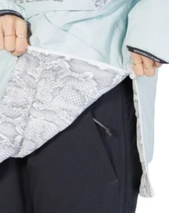 DC Ladies Transition Reversible Insulated Jacket 2022-2023 -Volcom Store dc ladies transition reversible insulated jacket 2022 2023 ski pro 325904440